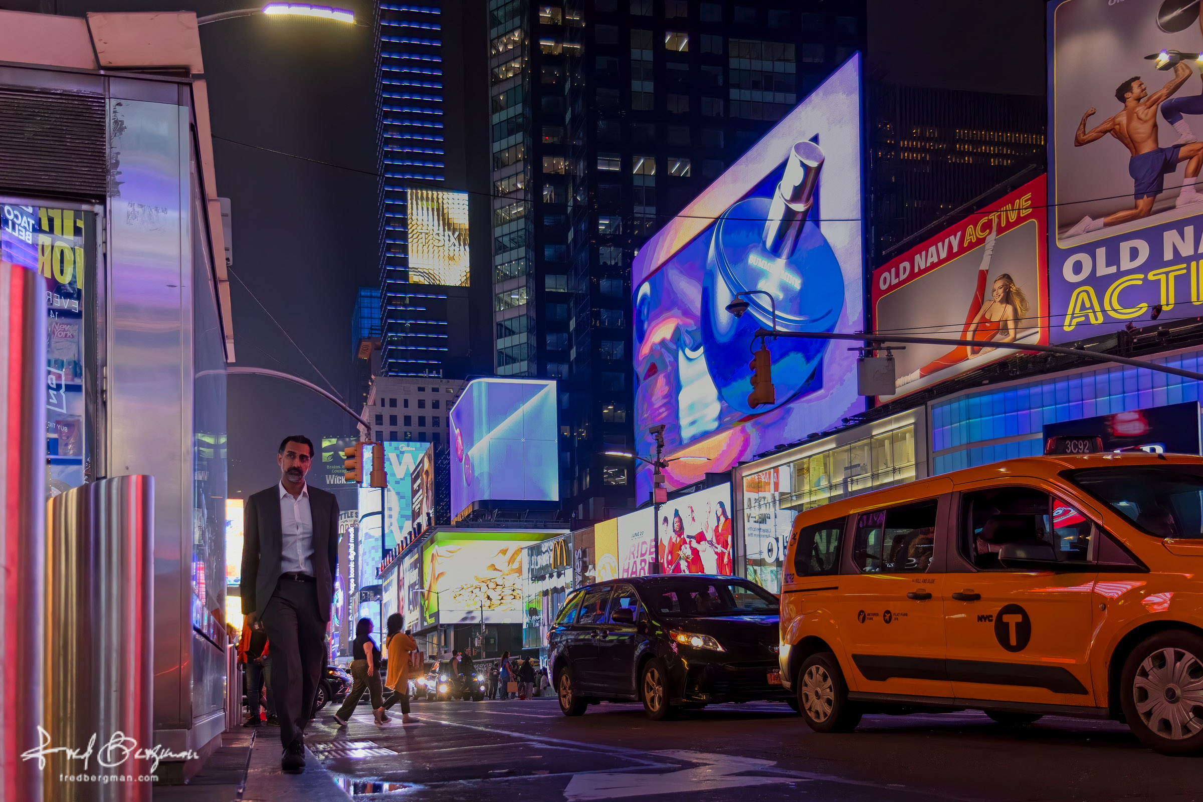 Picture of Leaving Times Square – Fred Bergman Photography